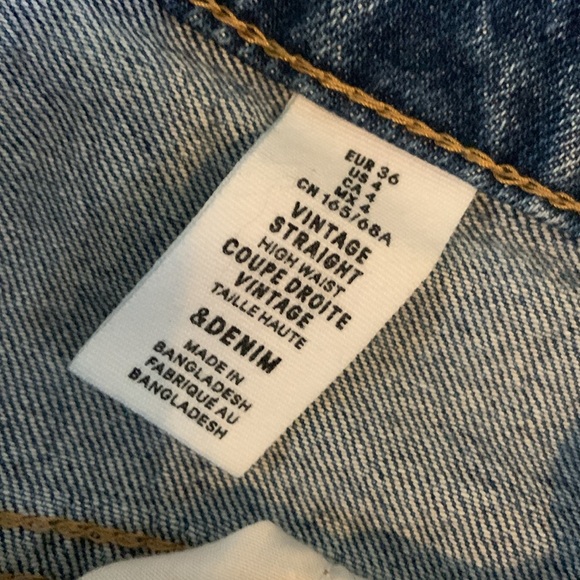 Vintage Straight High Waste Jeans - Picture 2 of 2